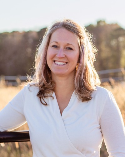 April Fogelman avatar