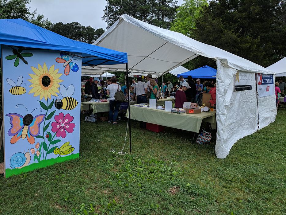 Beekeepers Grayum Wells and Michael Jones made a beautiful photo board! 