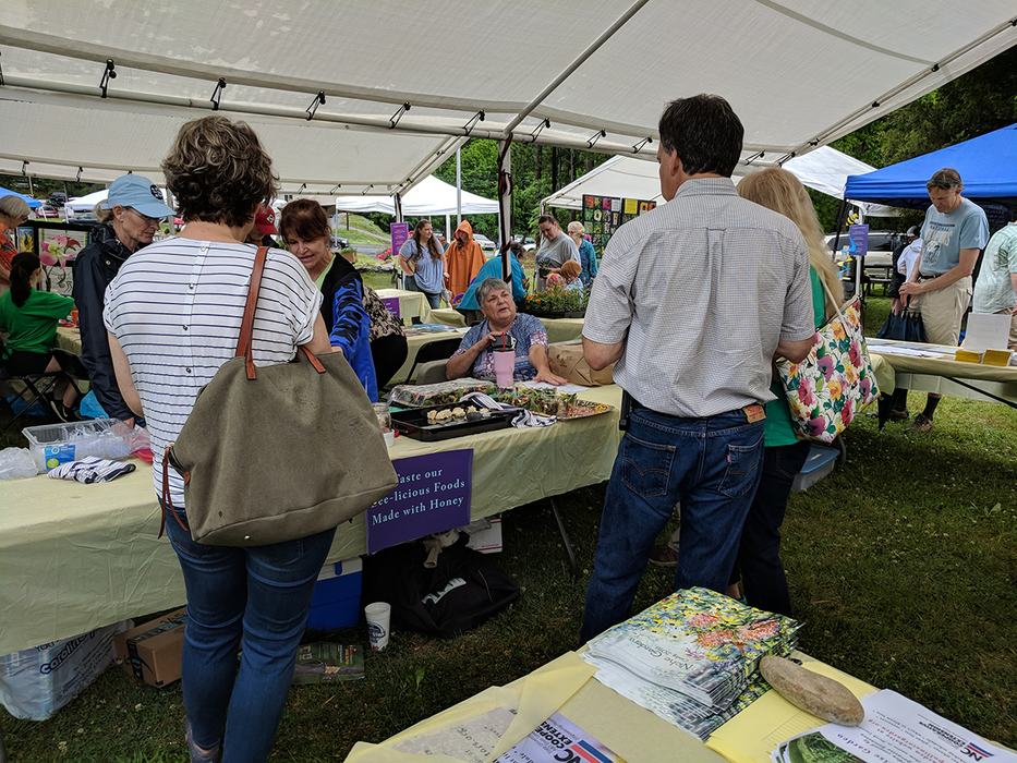 We had delicious foods cooked with honey for visitors to sample! 