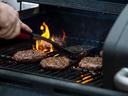grilling burgers