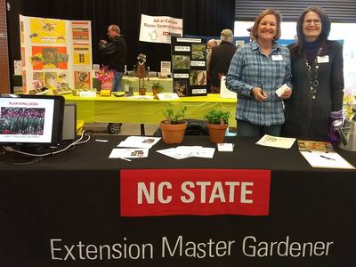 Master Gardener volunteers