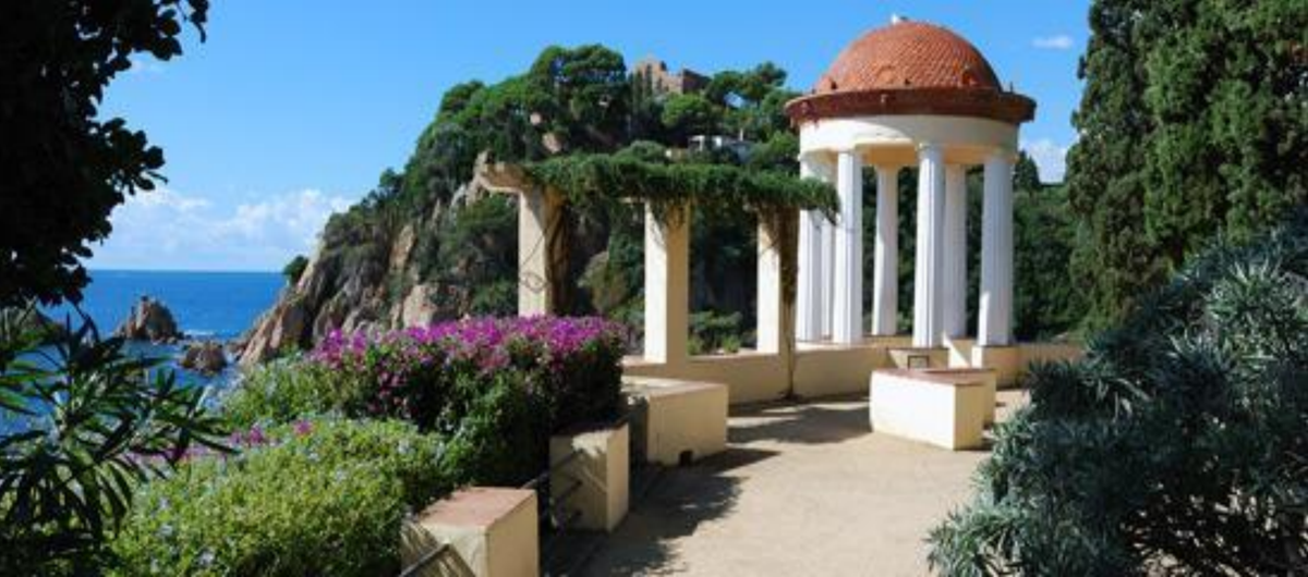 pathway and ocean view