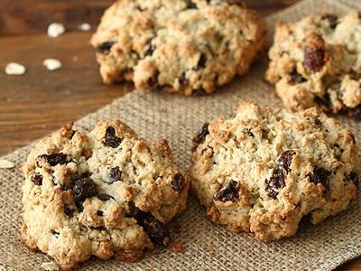 Oatmeal cookies on burlap