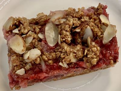 strawberry nut bars