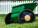 Lawn spreader