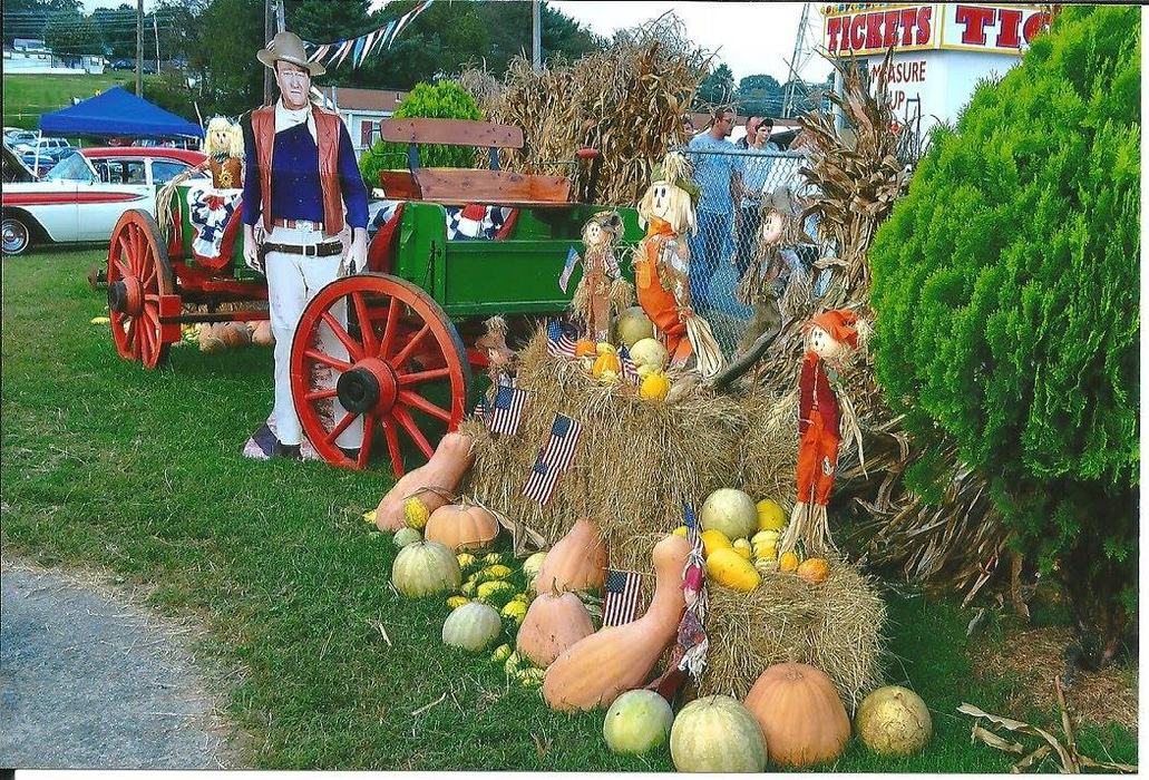 Pumpkins, gourds, and cart