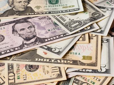 pictures of various denominations of cash