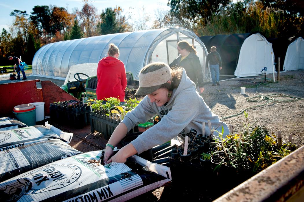Students gain hands-on experience at the J.C. Raulston Arboretum.
