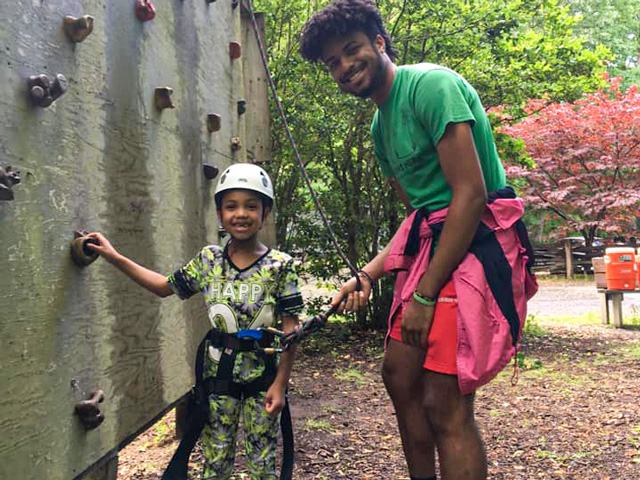 width="640" height="480"