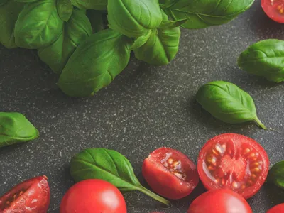 Fresh Spinach and Tomatoes