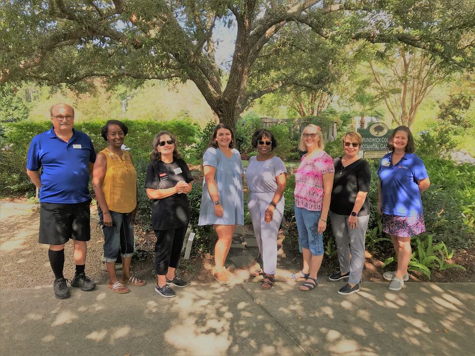 Group picture of EMFVs during Fall 2021 Training