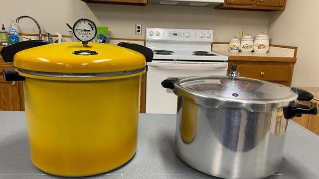 Photo of a Dial Gauge Canner and a Weighted Gauge Canner