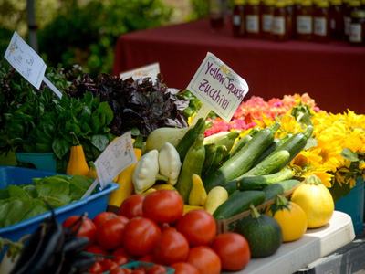 Array of produce at farmers market available for purchase using SFMNP vouchers.