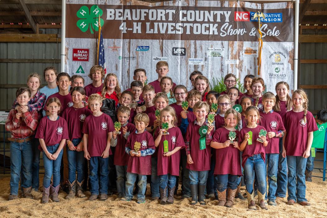 picture of 2022 livestock show participants