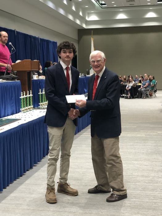 4th place 4-H Turkey BBQ winner receiving award at Nationals