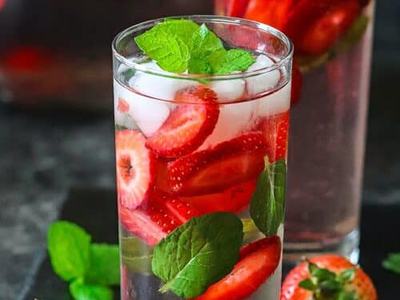 Strawberry Mint Flavored Wate