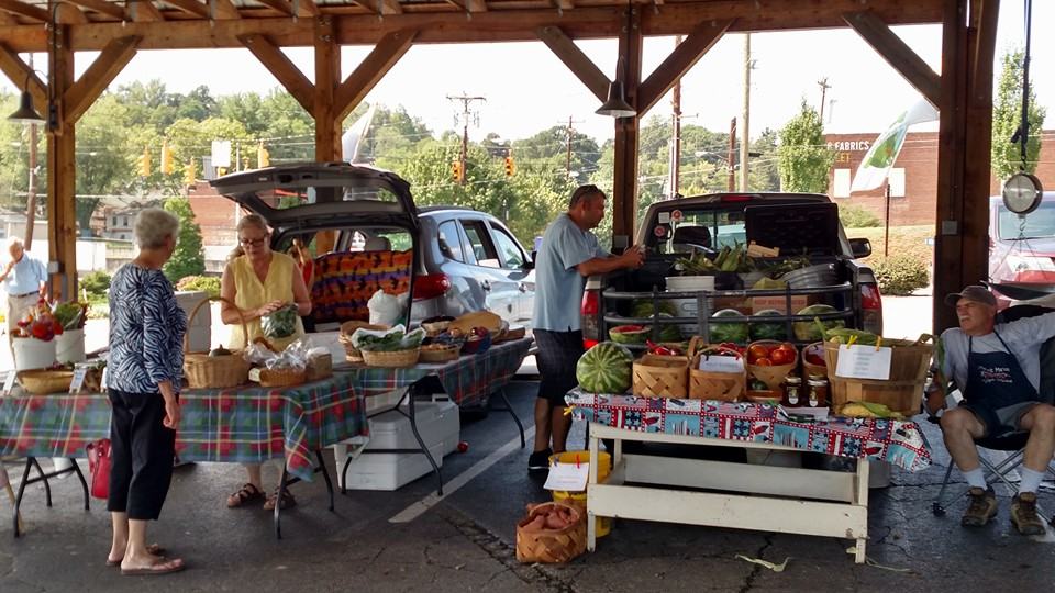 farmers market in Marion