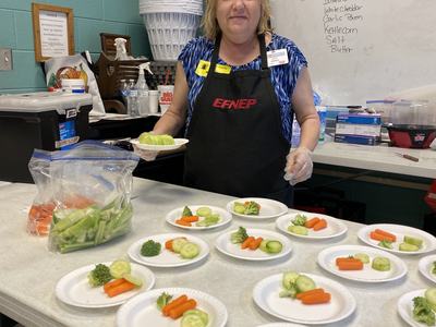 Patty with food for demonstration