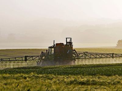 Field sprayng