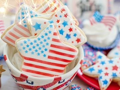 cookies decorated for july 4th celebration