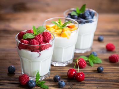 Yogurt with Fresh Fruit