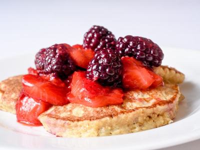 Banana Oatmeal Pancakes
