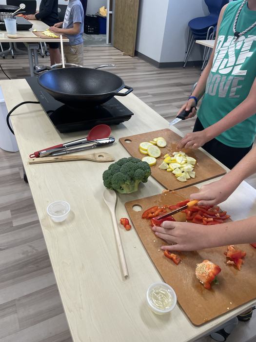 People process vegetables.