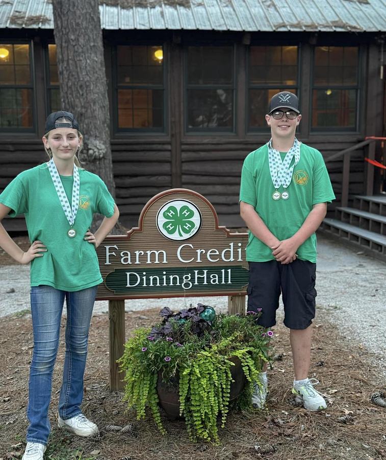 Franklin County 4-H youth shooting sports club participants