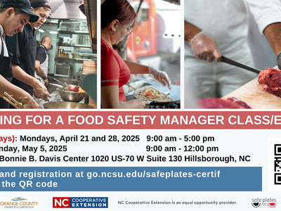 employees preparing food-QR Code for food safety class