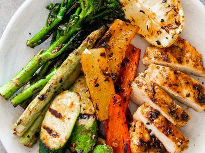 30-minute easy grilled chicken and vegetables