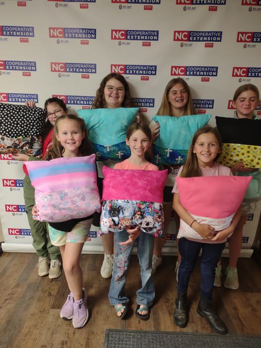 width="122" height="160"