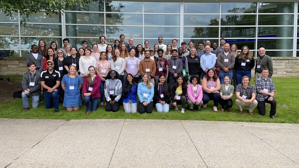 Photo of BEST group including Penn State and NC State students and extension professionals.