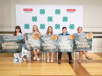 4-H Youth Livestock contest senior Division winners.
