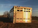 Aluminum livestock trailer