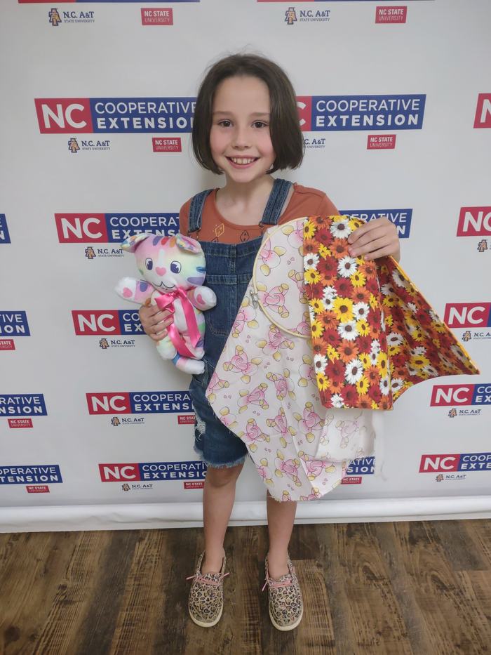 width="172" height="227"