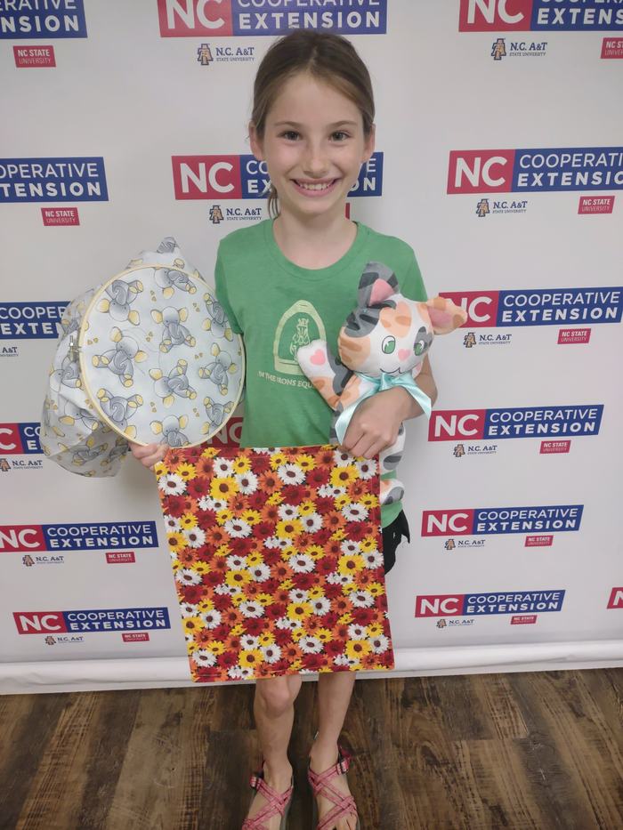 width="174" height="229"