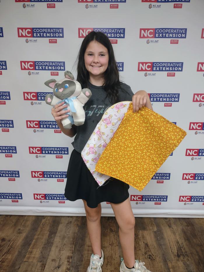 width="176" height="230"