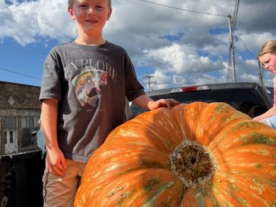 4-H Giant Pumpkin Contest Winner for Youth Division