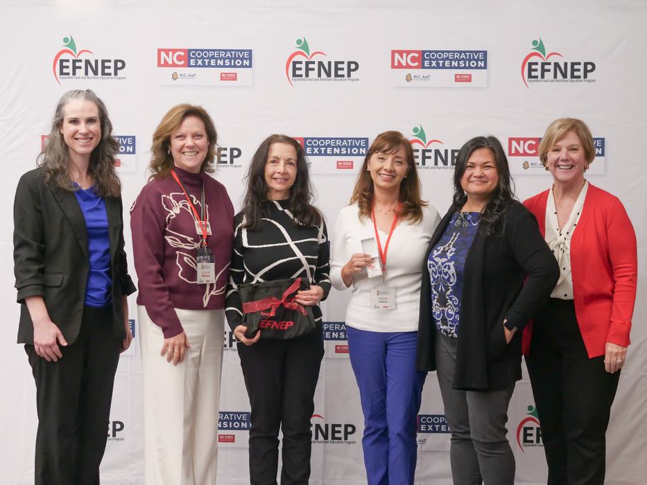Left to right: Katryn Eske, Katherine Williams, Amanda Bobley, Hiliana Patino, Lisa Benavente, Sarah Kirby