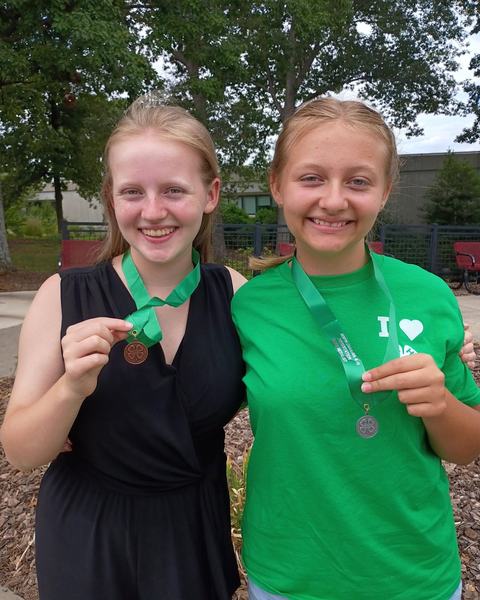 Kernodle sisters placing at state presentations