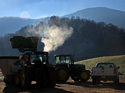 Feeding truck