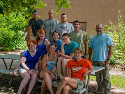 group photo of 2014 entomology work crew