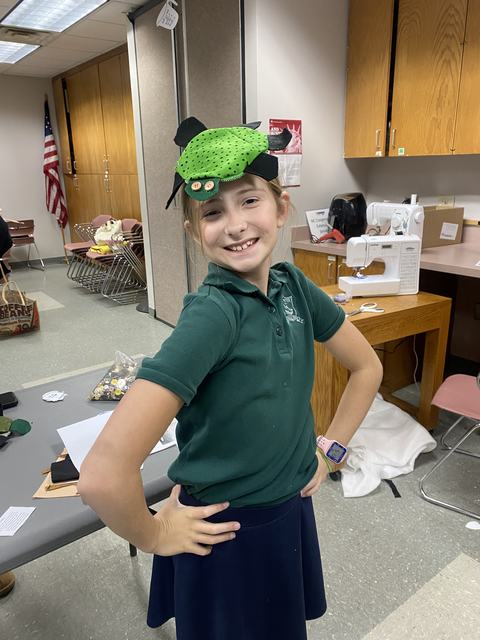 girl with turtle mop on head