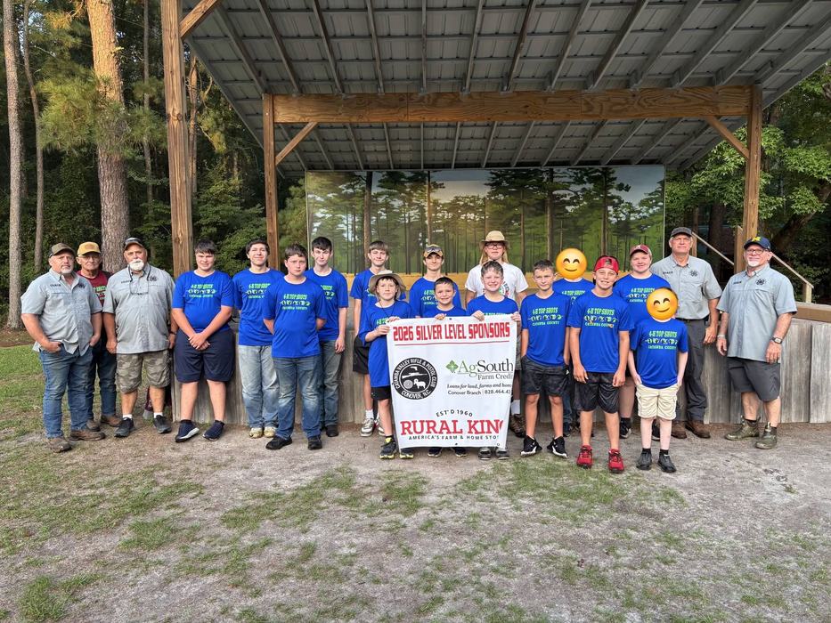 The club members and leaders at the Central Region Tournament.